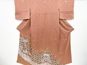 リサイクル　絞り霞に菊・撫子模様刺繍三つ紋色留袖(比翼衿付き)